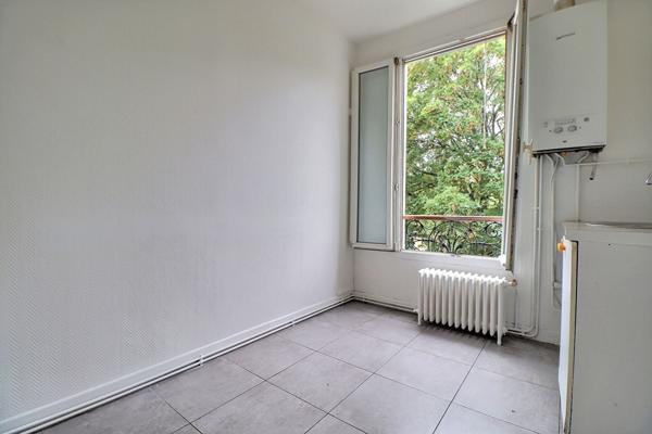 Appartement Aubervilliers 2 pièce(s) 37 m2