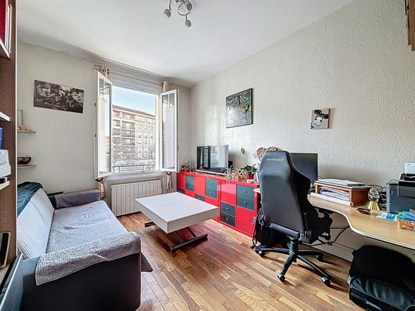 Monplaisir, T1 bis 37m² calme sans vis à vis.