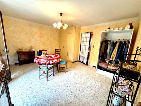 Saint Andre De Sangonis, Maison de village R+1 avec cour