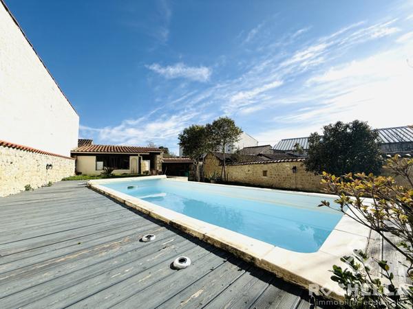 CENTRE-VILLE-SUITE PARENTALE AU RDC