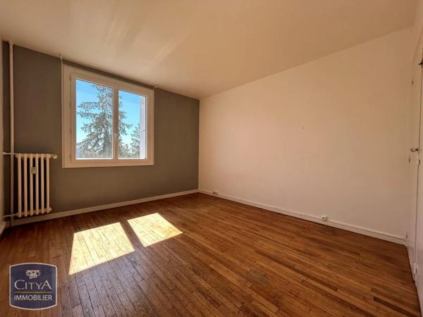 Appartement à louer 3 pièces 56.46m² Niort (79000)