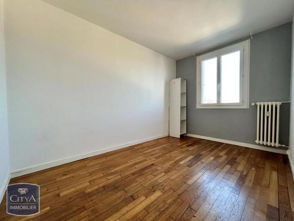 Appartement à louer 3 pièces 56.46m² Niort (79000)
