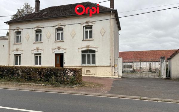 Maison à vendre    5 pièces •  Fins