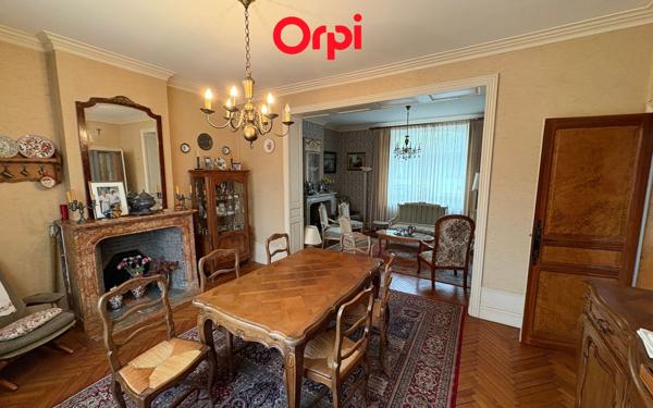 Maison à vendre    5 pièces •  Fins