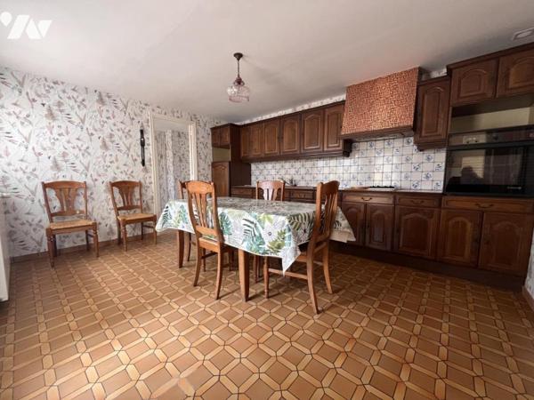 EN SECTEUR CALME - MAISON 4 CHAMBRES - JARDIN - GARAGE 