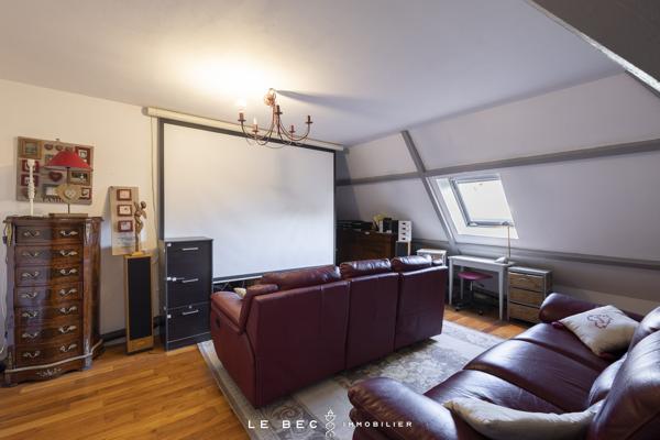 Maison à vendre 11 pièces 7 chambres à PLESCOP