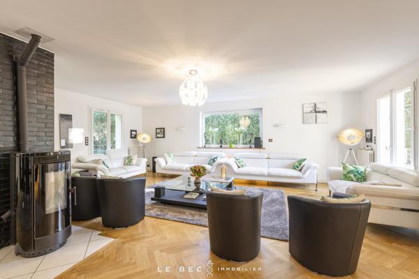 Maison à vendre 11 pièces 7 chambres à PLESCOP