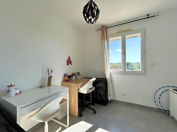 Jolie maison T4 proche du neuf !