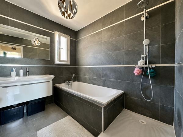 Jolie maison T4 proche du neuf !
