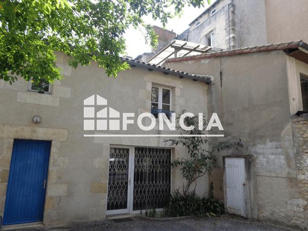 Location Appartement 2 pièces 39.81 m² - 30 PLACE CHARLES DE GAULLE Poitiers 86000