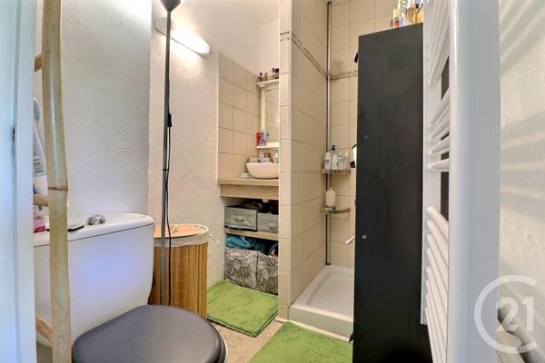 Appartement F2 à vendre  2 pièces - 27 m2 FREJUS - 83