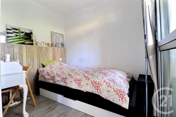 Appartement F2 à vendre  2 pièces - 27 m2 FREJUS - 83