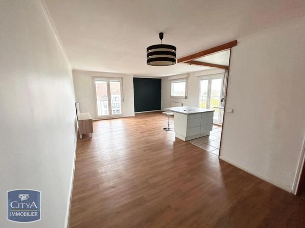 Appartement à louer 3 pièces 82.69m² Valenciennes (59300)