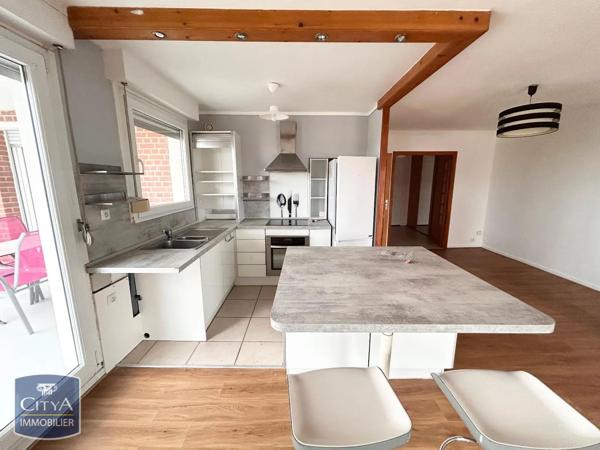 Appartement à louer 3 pièces 82.69m² Valenciennes (59300)