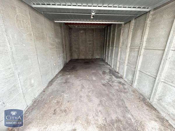 Appartement à louer 3 pièces 82.69m² Valenciennes (59300)