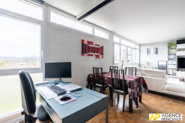 Appartement Maisons Laffitte 5 pièce(s) 89m2 - Ascenseur - dernier étage €430 000 ** - Référence 13491