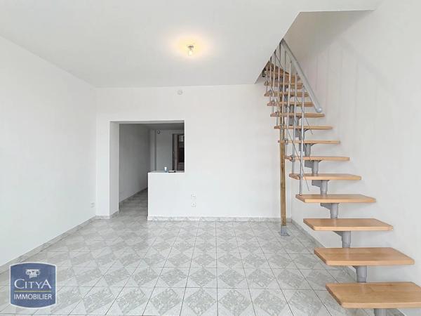 Maison à louer 4 pièces 75.35m² Maubeuge (59600)