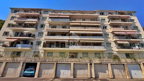 NICE NORD 3P à vendre avec vue mer - Dernier étage