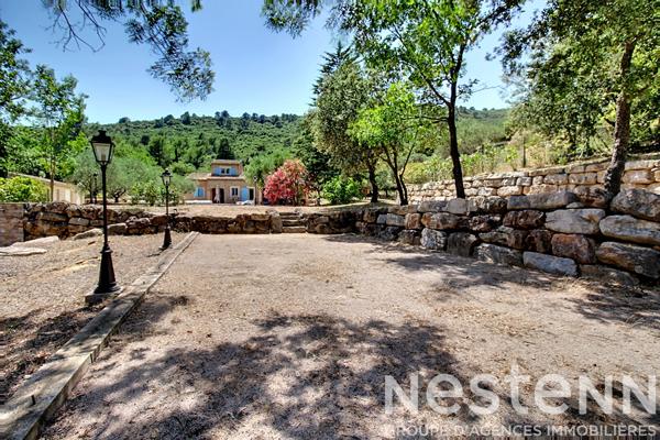 A VENDRE ! Propriété de charme 4 chambres - Plus de 7000m2 de terrain au CANNET-DES-MAURES