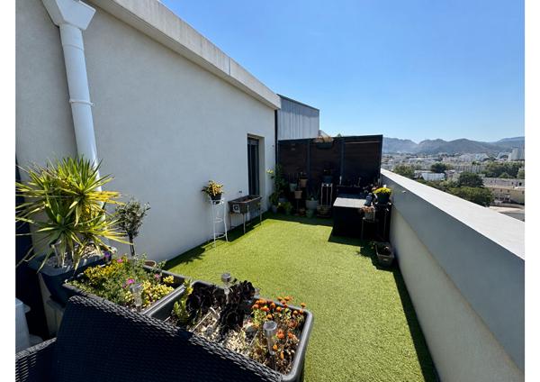 Appartement 4 pièces, Palais Omnisports, Toit terrasse au 8ème Etage  86m² Meublé