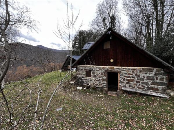 Grange à vendre |  Le Port |  3 pièces