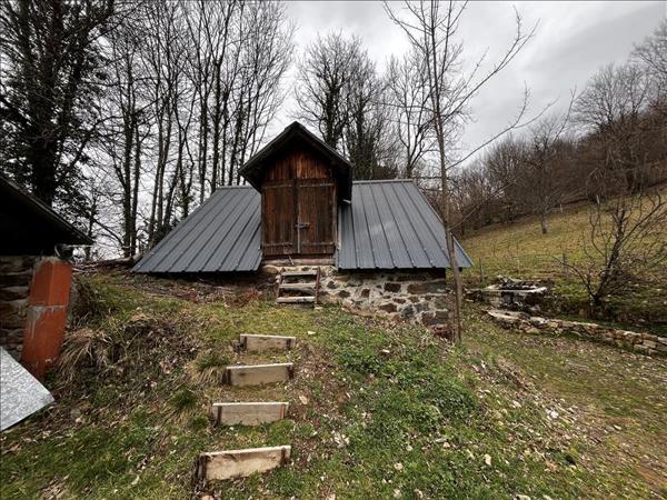 Grange à vendre |  Le Port |  3 pièces