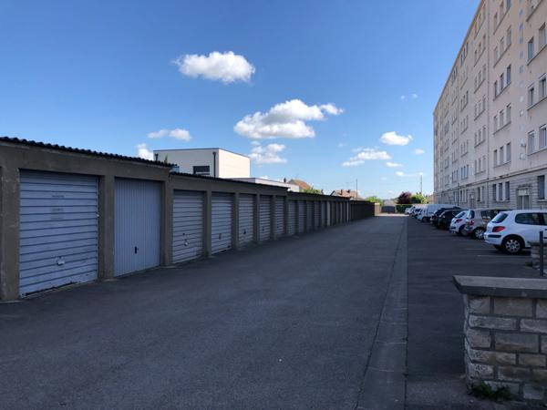 À vendre LA CHAPELLE SAINT LUC appartement T3 avec GARAGE - Résidence PANORAMIC