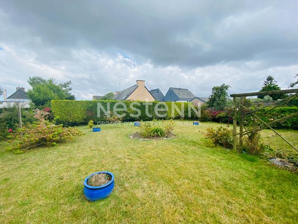 PLÉRIN CENTRE Maison traditionnelle 4 chambres, sous-sol complet, jardin clos