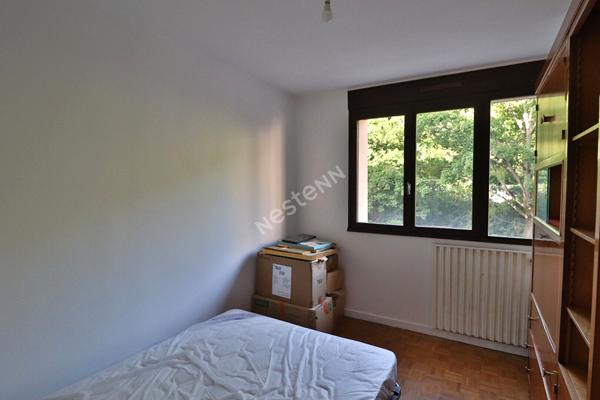 FRANCHEVILLE LE BAS - T3 proche commodités - Traversant -
