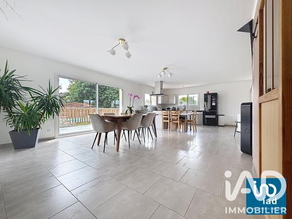 Maison à vendre 6 pièces 155 m² Fleurance