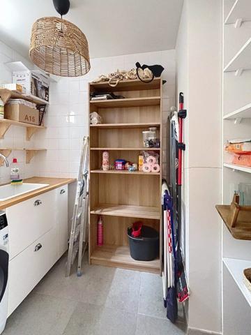 Vente                                                      Appartement
                        
                     5 pièces                      97 m2                     à Lumio