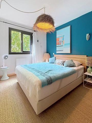 Vente                                                      Appartement
                        
                     5 pièces                      97 m2                     à Lumio