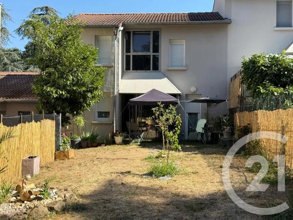 Maison à vendre  4 pièces - 112,53 m 2   LE PEAGE DE ROUSSILLON  - 38
