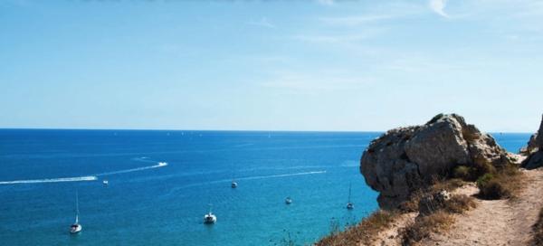 local/bureau à vendre LEUCATE (11) 108,50m2 lié aà un garage de 18,45m2