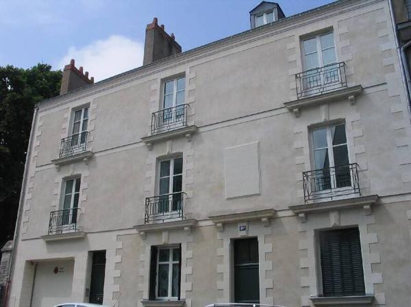 Appartement 4 pièces                                        - 44000 Nantes Réf : 9706