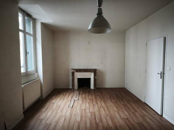 Appartement 4 pièces                                        - 44000 Nantes Réf : 9706