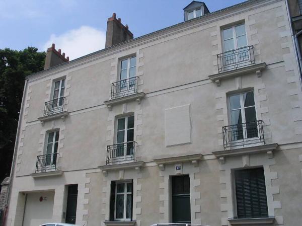 Appartement 4 pièces                                        - 44000 Nantes Réf : 9706
