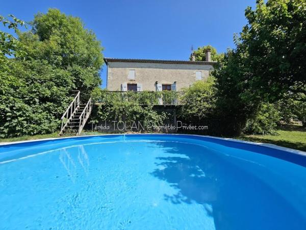 Laroque-Timbaut, maison 18ème, 324 m², 10 pièces, double garage, terrasses, vue