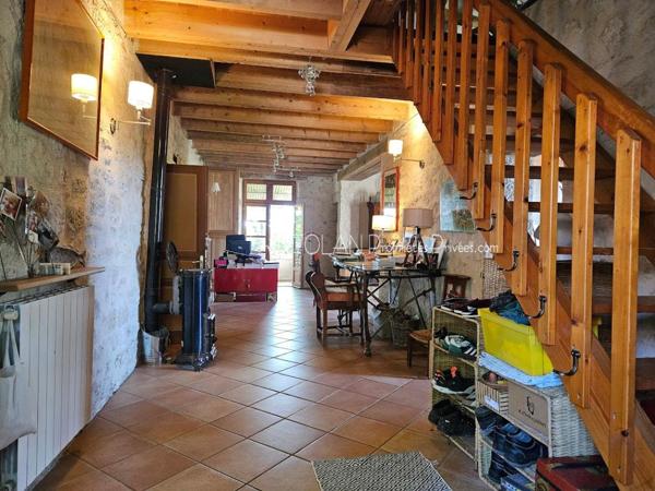 Laroque-Timbaut, maison 18ème, 324 m², 10 pièces, double garage, terrasses, vue