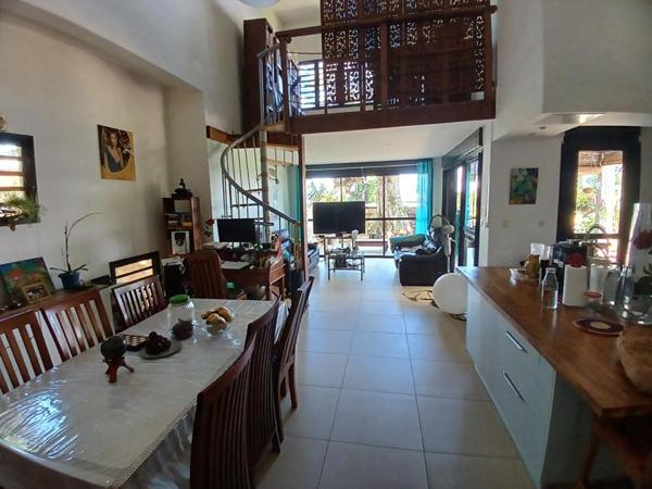 A vendre Charmante villa F4/5 de 133 m² sur terrain arboré de 600 m²