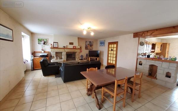 Maison individuelle à vendre à Carhaix-Plouguer dans le Finistère (29270), ref : 29066-1000674
