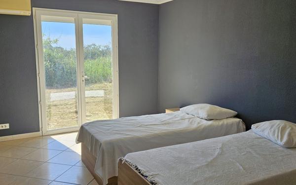 Appartement à vendre    4 pièces • 130 m2 Hyères