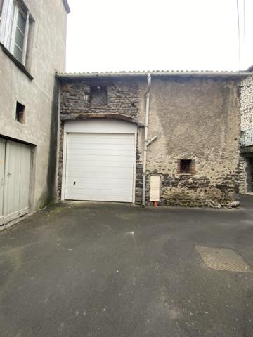 ENTREPOT POUR STOCKAGE OU STATIONNEMENT CENTRE VILLE AUBIERE