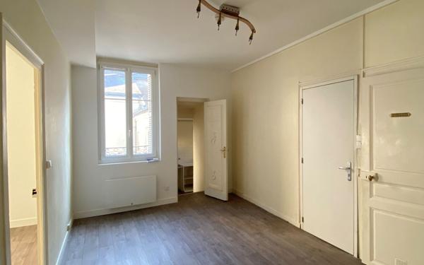 Appartement à louer    2 pièces •  Tours
