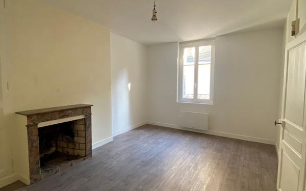 Appartement à louer    2 pièces •  Tours