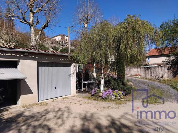 Maison 4 pièces                                        - 43000 Le Puy-en-Velay Réf : VM20894-CIFVFOREZVELAY