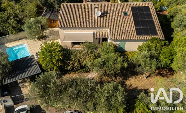 Maison à vendre 6 pièces 177 m² Villeneuve-lès-Avignon