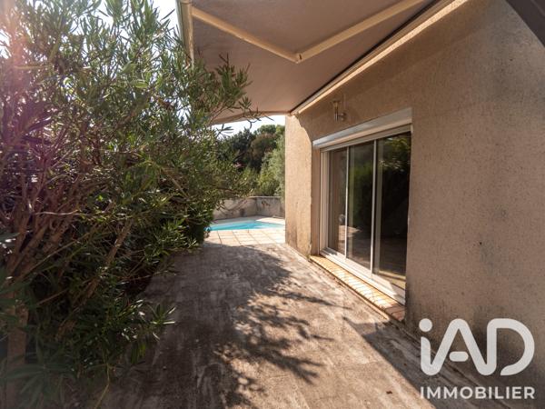 Maison à vendre 6 pièces 177 m² Villeneuve-lès-Avignon
