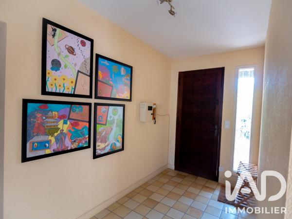 Maison à vendre 6 pièces 177 m² Villeneuve-lès-Avignon
