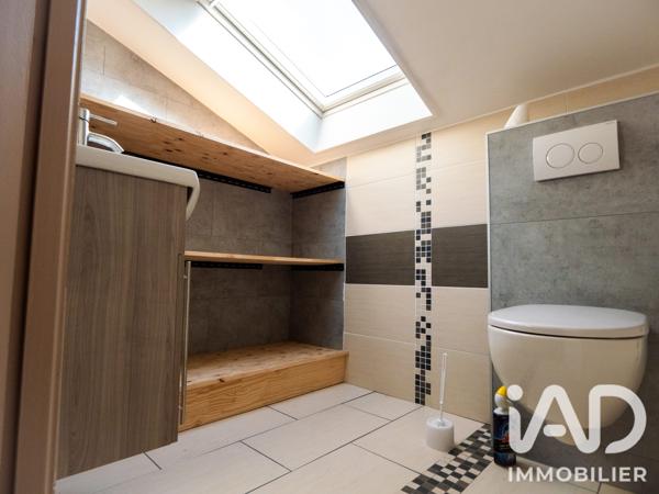 Maison à vendre 6 pièces 177 m² Villeneuve-lès-Avignon